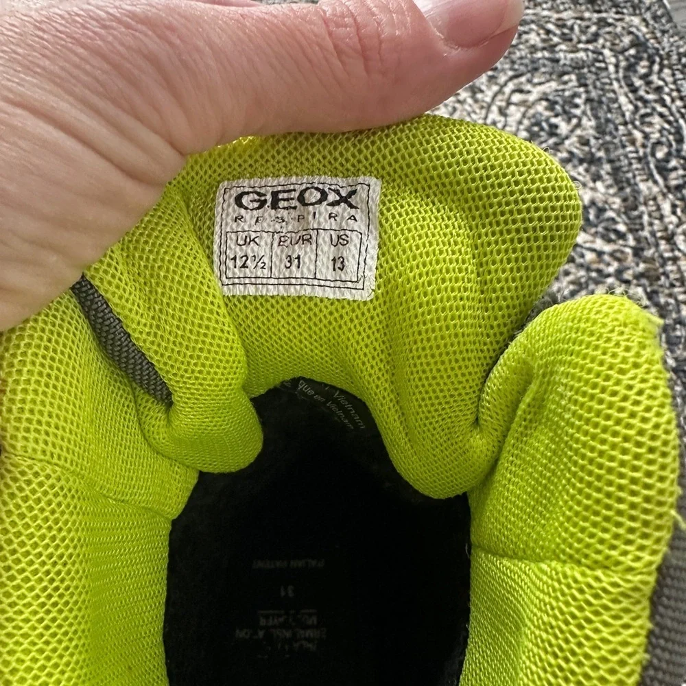 Geox snow boots size 13